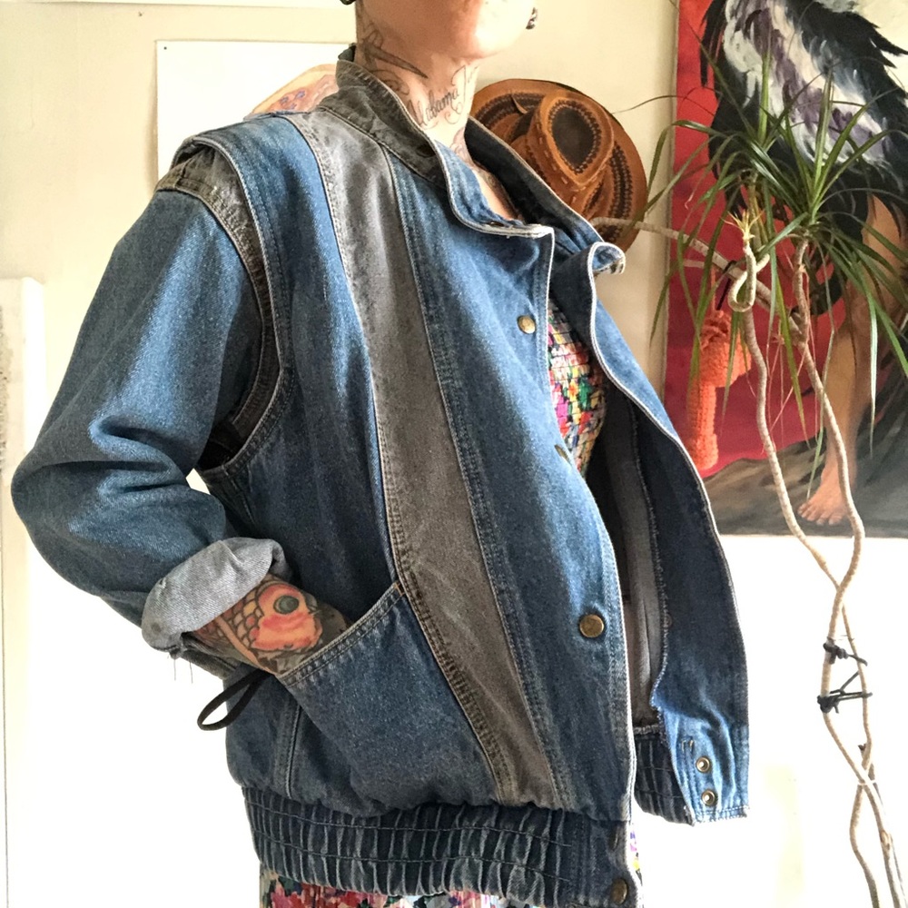 Jordache Jean Jacket Size small- VINTAGE